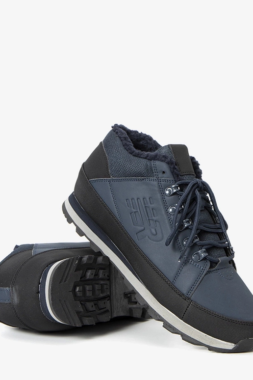 Donkerblauwe winterheren schoenen,... Donkerblauwe winterheren schoenen,...