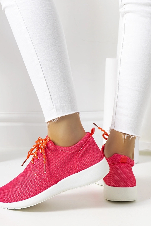 Roze sportschoenen, „Targot"