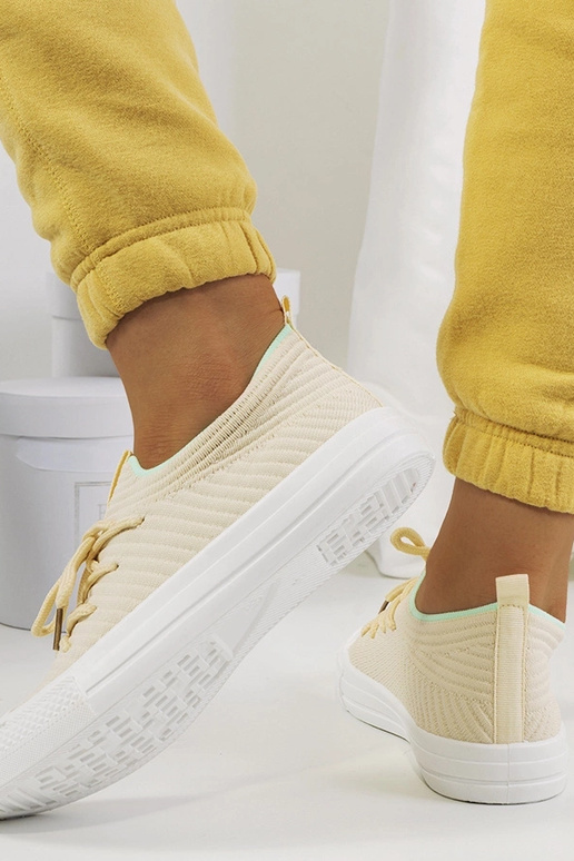 Beige Damen-Schnürsneakers, leichtes... Beige Damen-Schnürsneakers, leichtes...