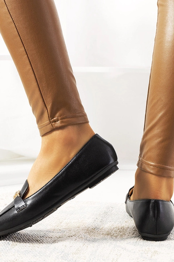 Sorte Mildere Square Toe Loafers 2