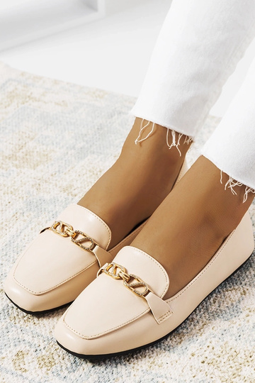 Beige Mokassins mit quadratischer Zehenpartie „Milder“