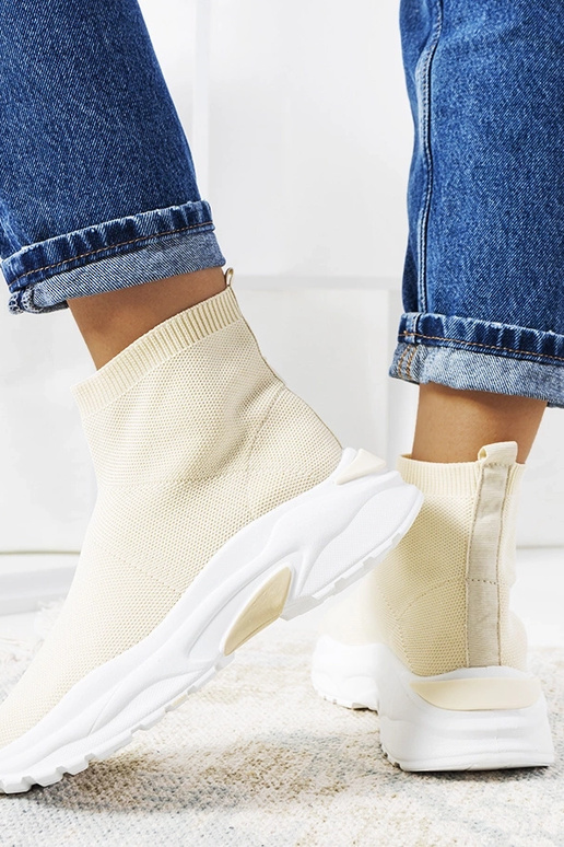 Sandfarbene hohe Sportschuhe, „Melissa"