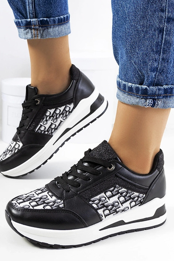 Sorte sportssko sneakers med en tyk sål og snørebånd Aloisia