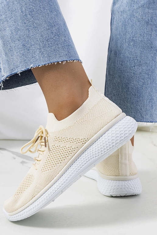 Michaels beige sportssneakers Michaels beige sportssneakers