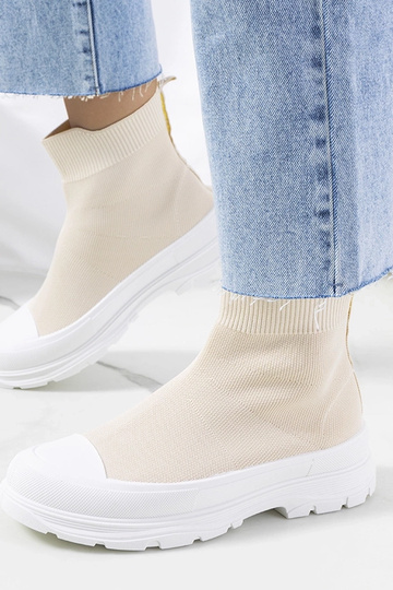 Miki's beige high-top sneakers 2
