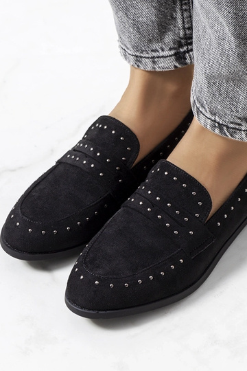 Zwarte leren instappers met studs, „Ishana"