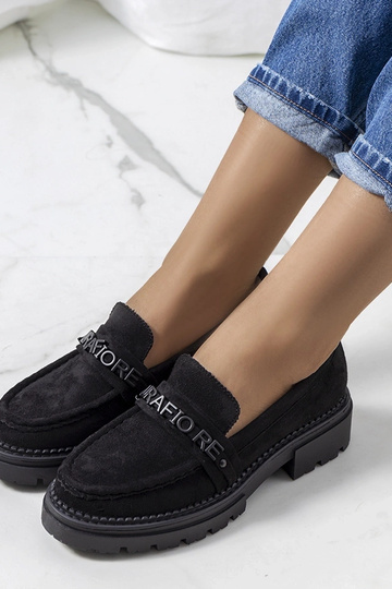 Zwarte mocassins op... 2