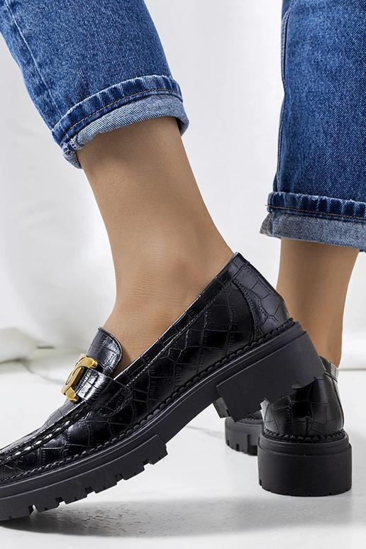 Mocassins noirs à semelle haute, «...