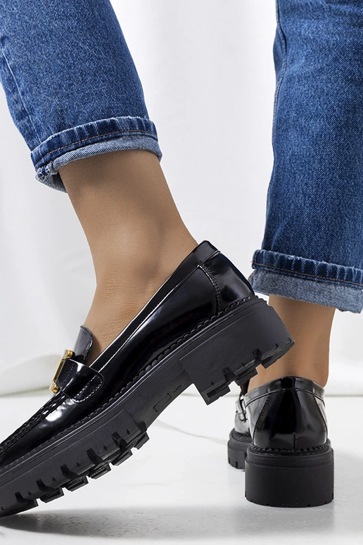 Mocassins noirs à semelle haute, «...