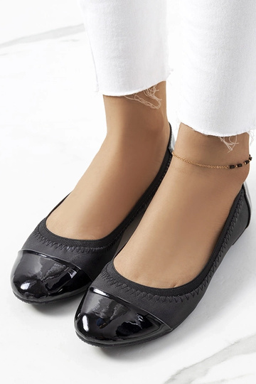 Sorte ballerinaer til...