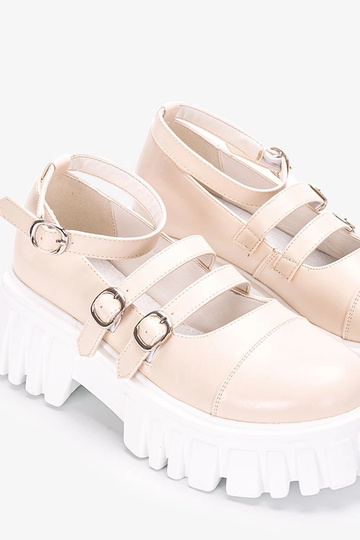 Beige halfhoge schoenen op... 2