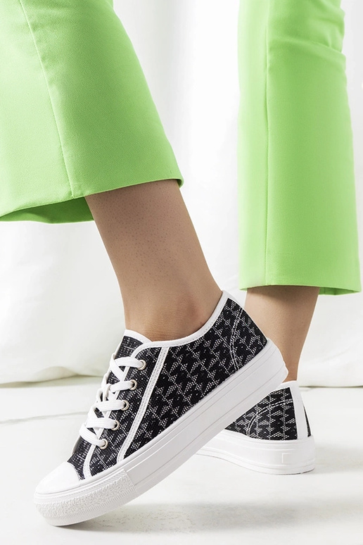 Baskets Chelms noires Baskets Chelms noires