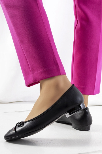 Schwarze Ballerinas von Bitsi 2