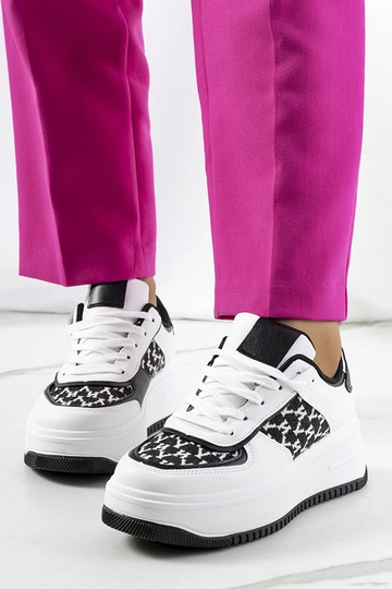 Baskets blanches à semelles...