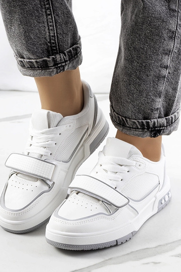 Baskets grises pour femmes Kadie