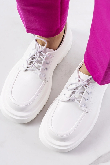 Weiße Oxford-Schuhe, „Nunes" 2