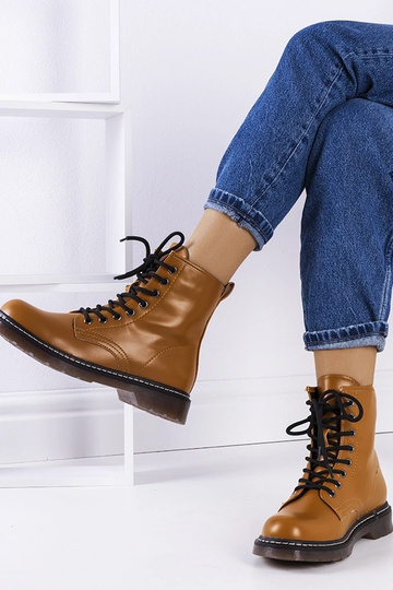 Bottes de combat marron... 2