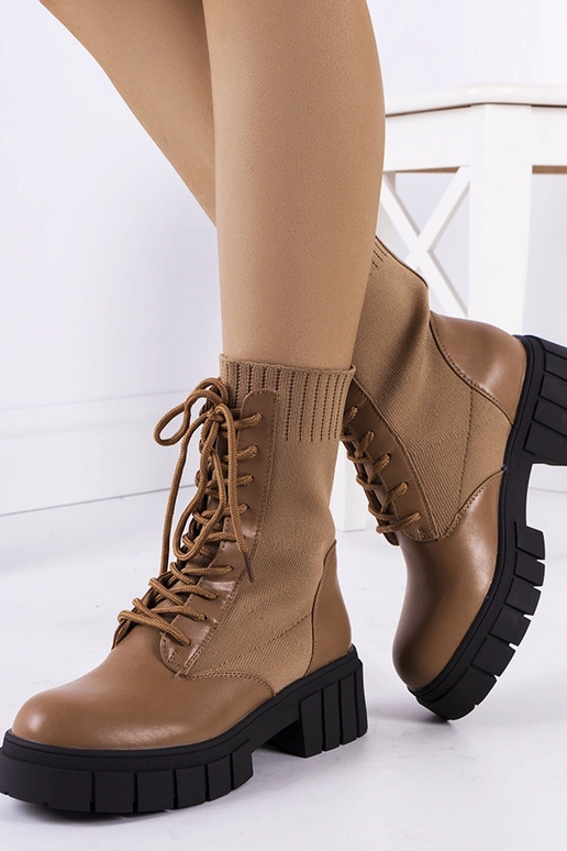 Bottines brunes avec tige élastique,...