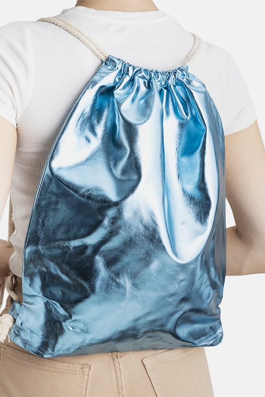 Ernes‘ blauer Rucksack