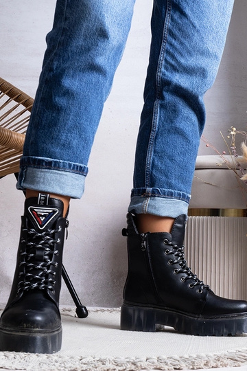 Schwarze Stiefeletten aus... 2