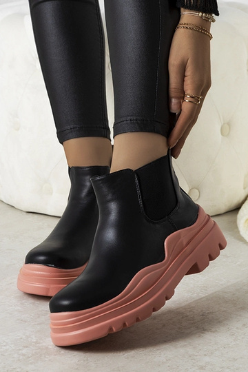 Schwarze Stiefeletten auf rosa Plattform, „Tausel" 2