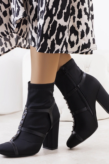 Bottines noires à talon Dagma