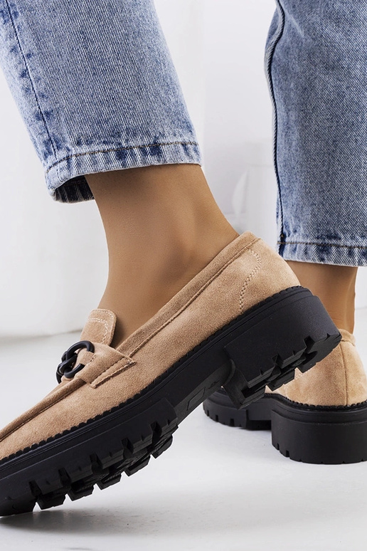 Beige mocassins op tractorzool, „Ermens" Beige mocassins op tractorzool, „Ermens"