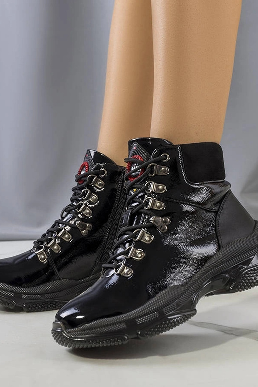 Stiefeletten Celmir aus schwarzem... Stiefeletten Celmir aus schwarzem...