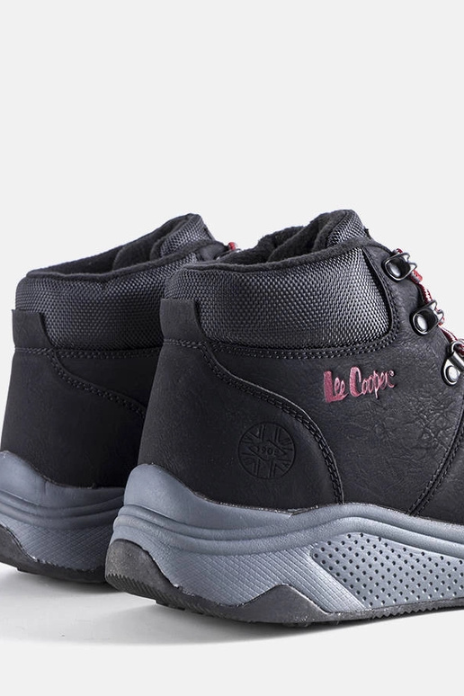 Schwarze Winter-Wanderschuhe,... Schwarze Winter-Wanderschuhe,...