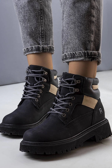 Bottes Nadel isolées noires