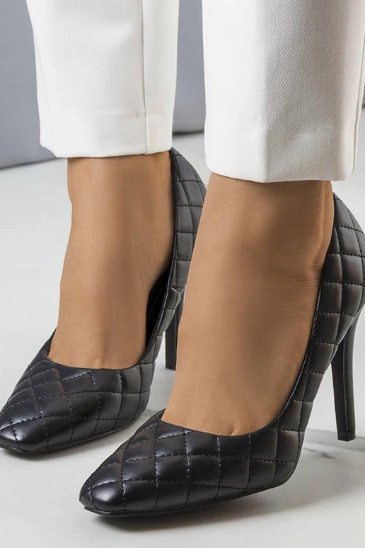 Schwarze gesteppte Pumps von Nadelia Schwarze gesteppte Pumps von Nadelia