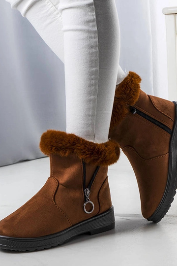 Kamelisolerede snestøvler...