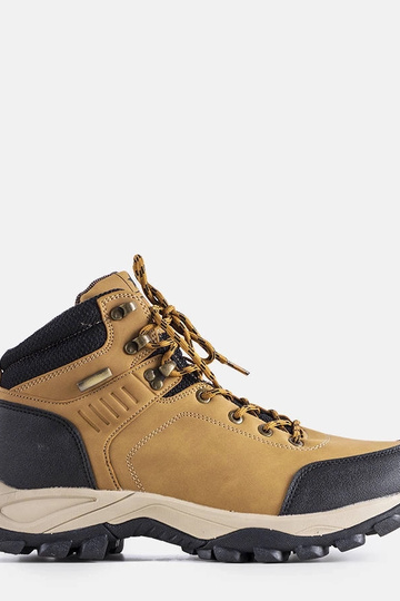 Braune Winter-Wanderschuhe...