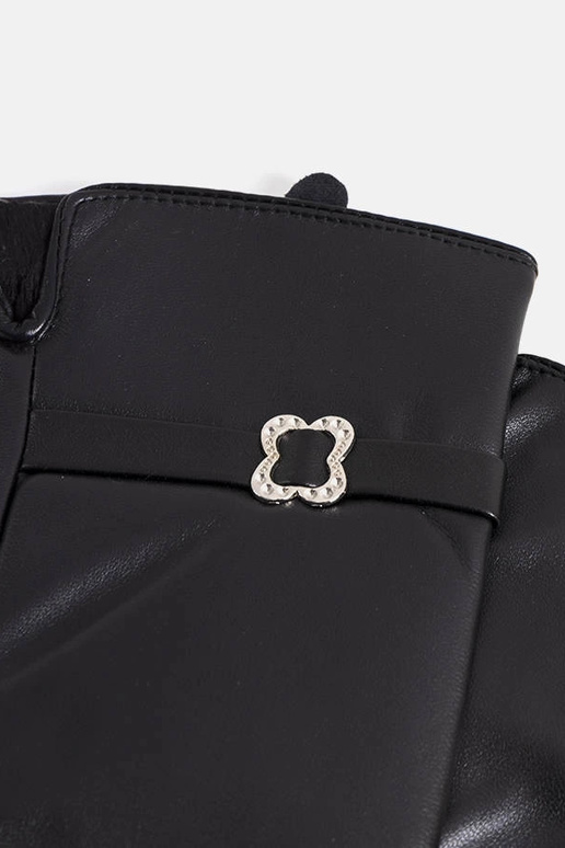 Sorte isolerede handsker med... Sorte isolerede handsker med...