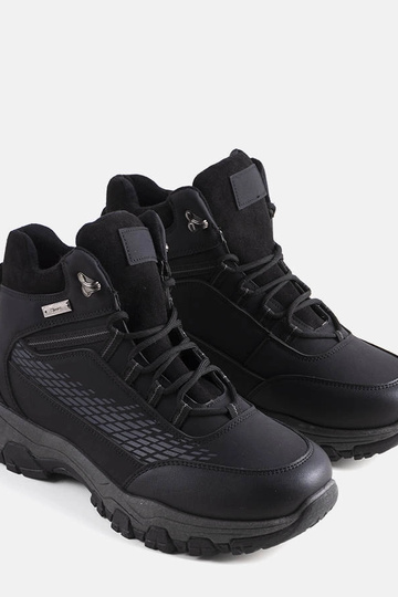 Schwarze isolierte Jaxx-Stiefel 2
