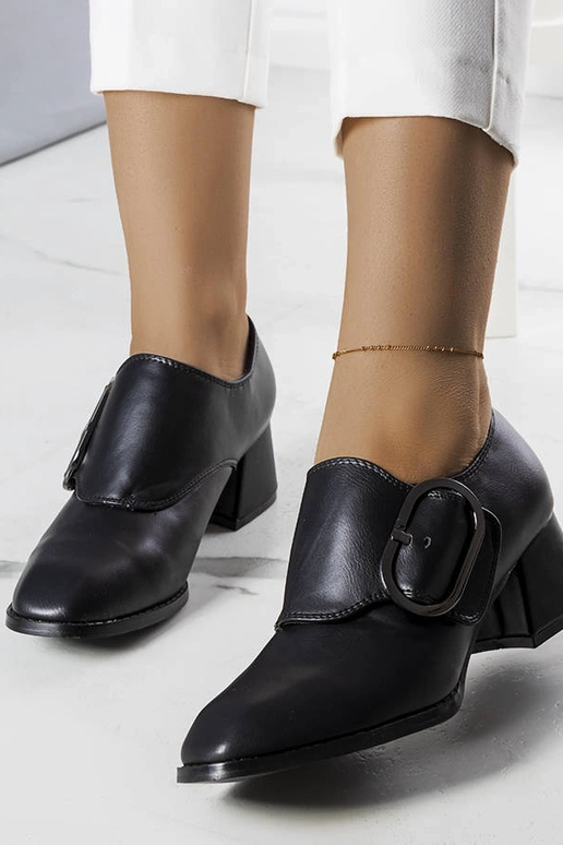 Ailani Schwarze Pumps mit Absatz Ailani Schwarze Pumps mit Absatz