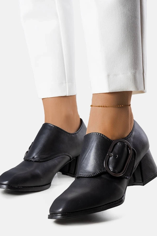 Ailani Black Pumps med hæl Ailani Black Pumps med hæl