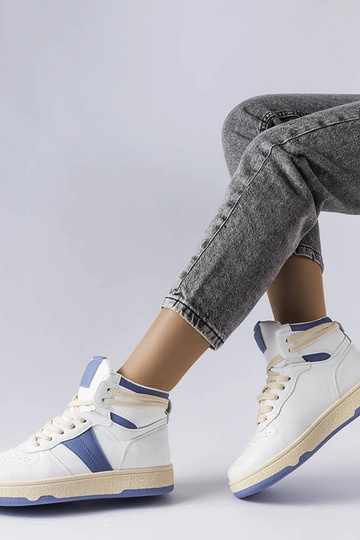 Baskets montantes bleues de... 2