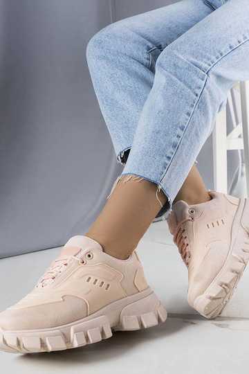Pinke Sneaker mit massiver Inez-Sohle