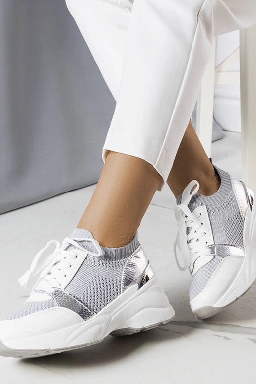 Anns grå wedge sneakers Anns grå wedge sneakers