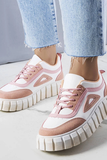 Roze schoenen op een... 2