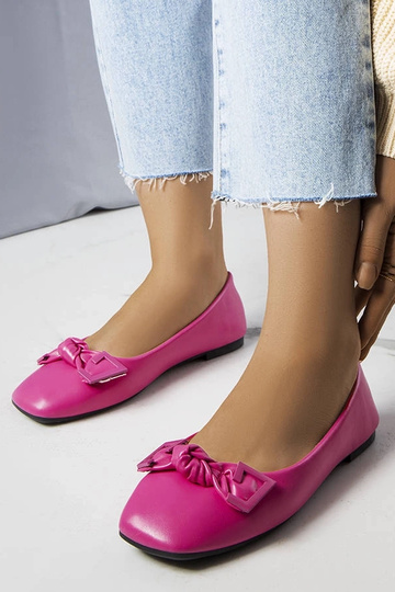 Rosafarbene Ballerinas „Tabitha“ mit Schleife
