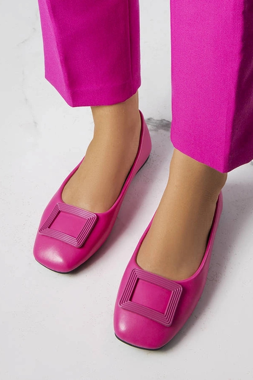 Rosa Ballerinas mit Sheller-Schnalle