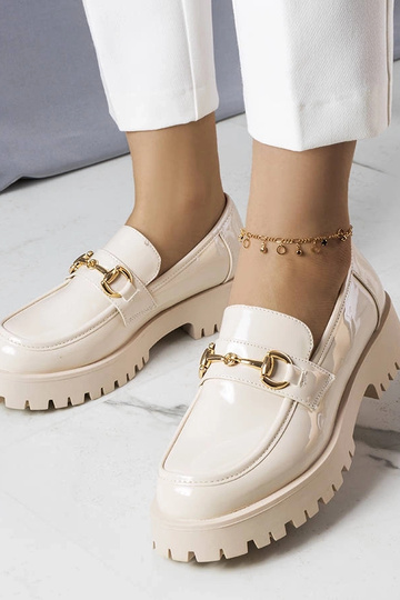 Beige Simard-Schuhe aus Lackleder