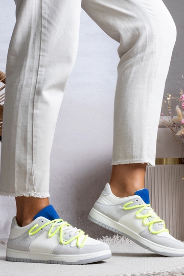 Graue Damen-Sneaker mit neonfarbenen Schnürsenkeln Arcobaleno
