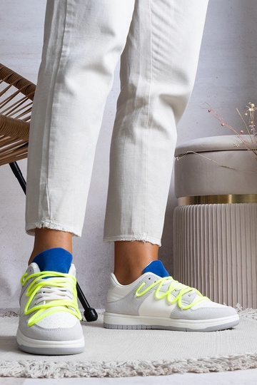 Grå damesneakers med neon... 2