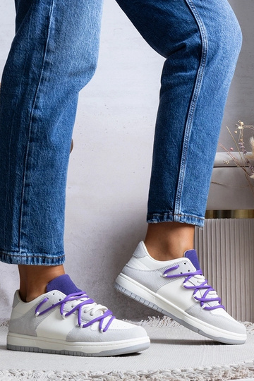 Baskets grises baskets femme lacets violets Arcobaleno