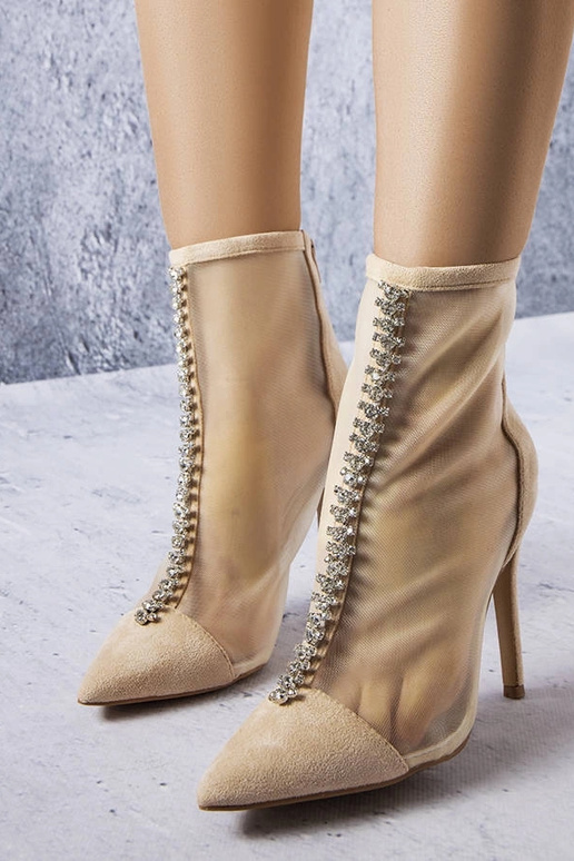 Zandkleurige enkellaarsjes met...