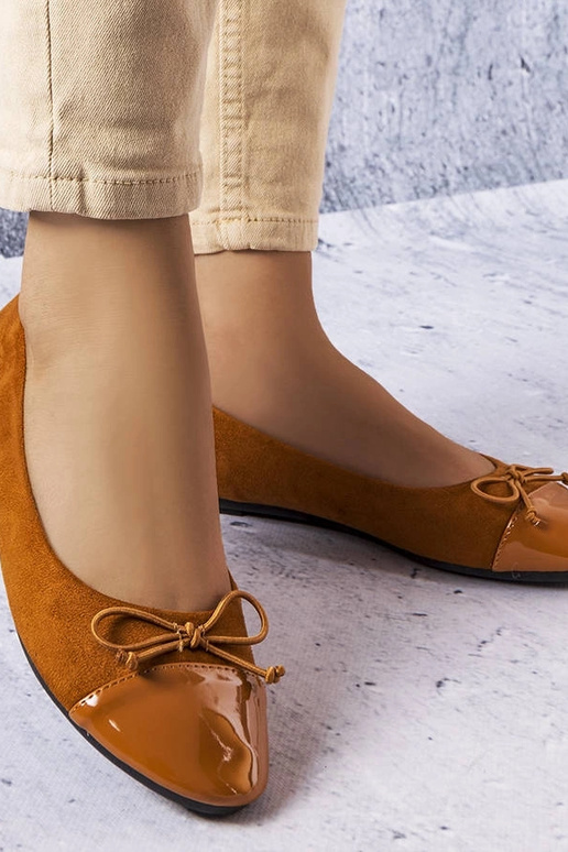 Ballerines à bout verni marron Simard