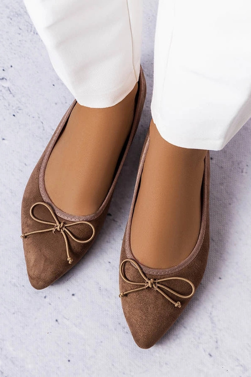 Brune ballerinaer med spids tå fra... Brune ballerinaer med spids tå fra...